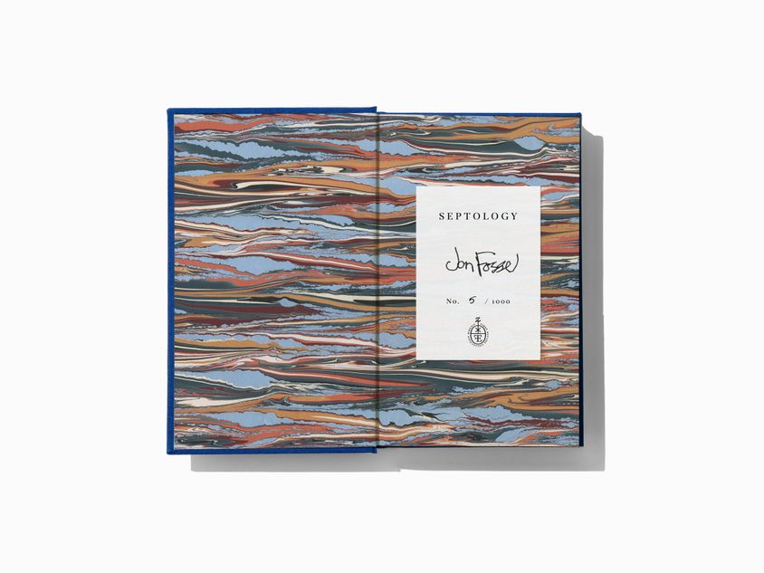 The marbled endpapers of Septology by Jon Fosse, translated by Damion Searls. The signed and numbered bookplate is also shown.